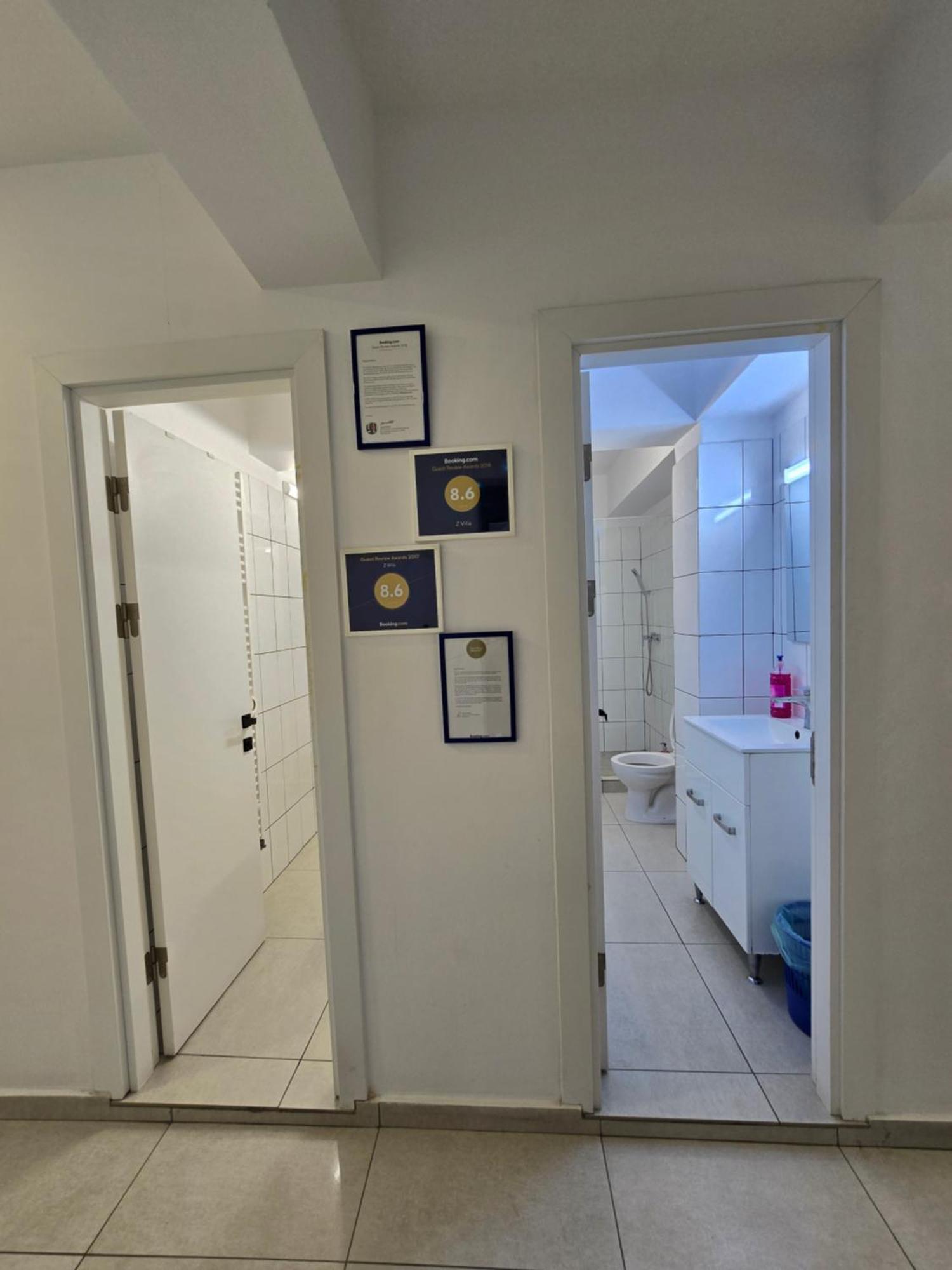 Z Villa Bucarest Esterno foto